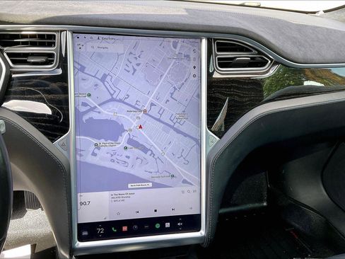 Used 2016 Tesla Model S 90D image 15