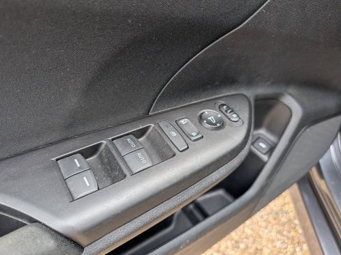 Used 2019 Honda Civic EX image 9