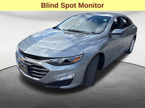 Used 2025 Chevrolet Malibu LT FWD image 4
