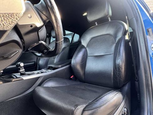 Used 2018 Kia Stinger GT image 25