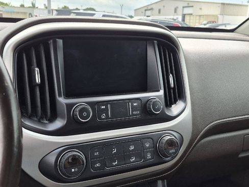 Used 2021 GMC Canyon Denali AWD/4WD image 9