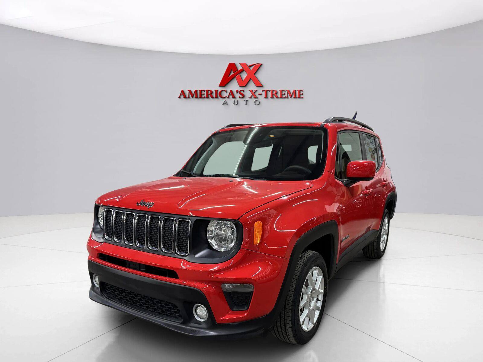 Used 2020 Jeep Renegade Latitude AWD/4WD image 2