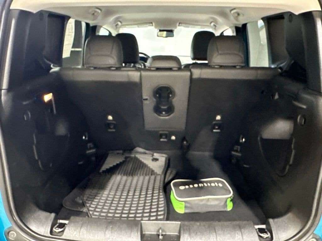 Used 2020 Jeep Renegade Limited AWD/4WD image 16