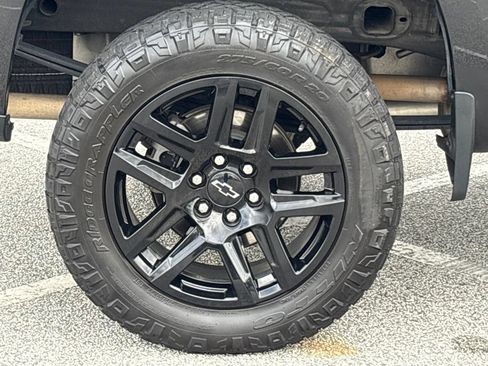 Used 2021 Chevrolet Silverado 1500 LT Trail Boss AWD/4WD image 34