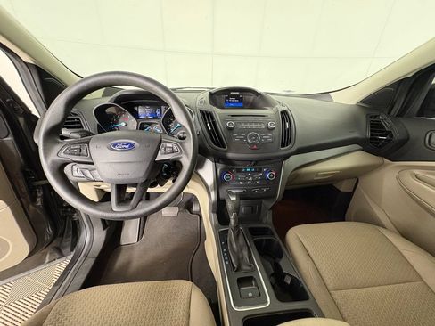 Used 2017 Ford Escape SE FWD image 7