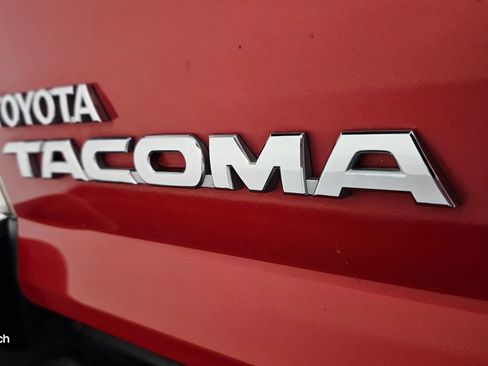 Used 2013 Toyota Tacoma PreRunner w/ SR5 Pkg RWD image 19