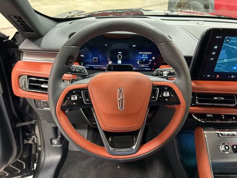 New 2026 Lincoln Aviator Reserve image 13