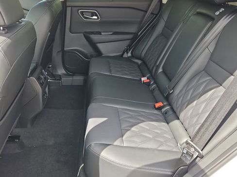 New 2026 Nissan Rogue Platinum w/ Platinum Premium Package AWD/4WD image 7