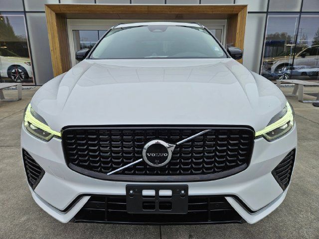 Certified 2023 Volvo XC60 T8 Ultimate w/ Protection Package AWD/4WD image 2