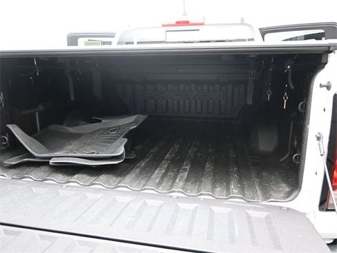 Used 2024 Chevrolet Colorado ZR2 w/ ZR2 Convenience Package III image 10