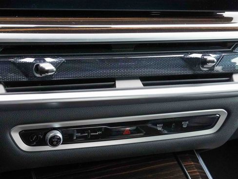 Certified 2025 BMW X5 xDrive40i w/ Premium Package image 29