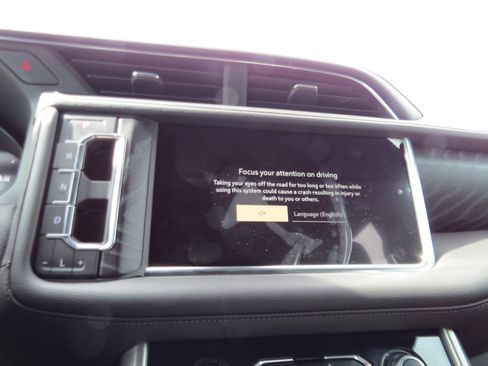 Used 2024 GMC Yukon XL Denali w/ Denali Reserve Package image 26