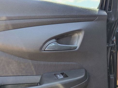Used 2025 Buick Envista Sport Touring FWD image 26