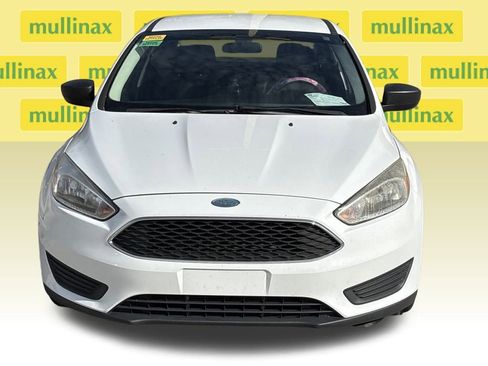 Used 2017 Ford Focus S image 14