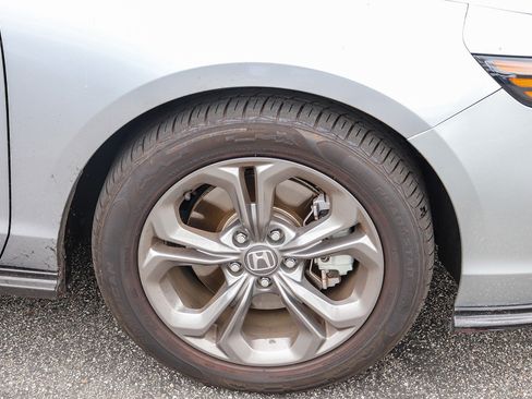 Used 2023 Honda Accord EX-L image 7