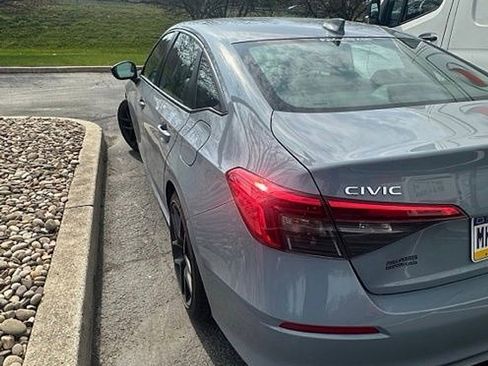 Used 2024 Honda Civic Sport image 4