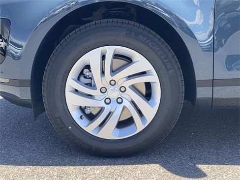 New 2026 Land Rover Range Rover Evoque S image 21