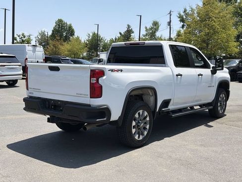 Used 2024 Chevrolet Silverado 2500 Custom w/ Custom Value Package AWD/4WD image 12