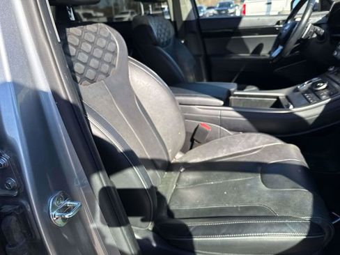 Used 2021 Hyundai Palisade Limited w/ Cargo Package image 16