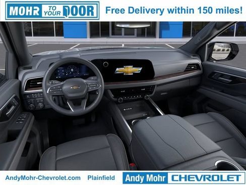 New 2026 Chevrolet Suburban Premier AWD/4WD image 19
