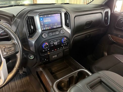 Used 2022 GMC Sierra 1500 SLT w/ SLT Premium Package AWD/4WD image 15