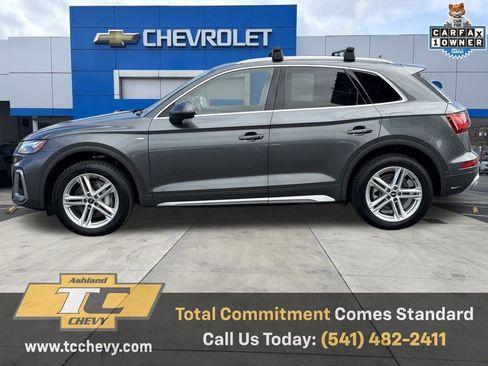 Used 2021 Audi Q5 e Prestige w/ Prestige Package image 2