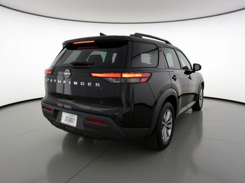 Used 2025 Nissan Pathfinder SV AWD/4WD image 9