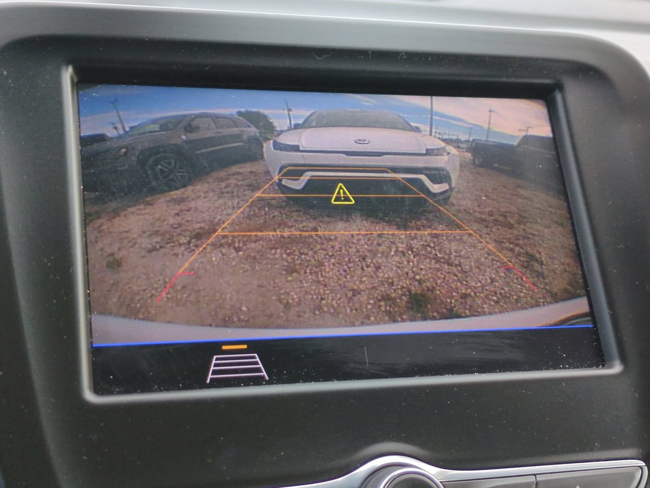Used 2021 Chevrolet Equinox LT FWD image 18
