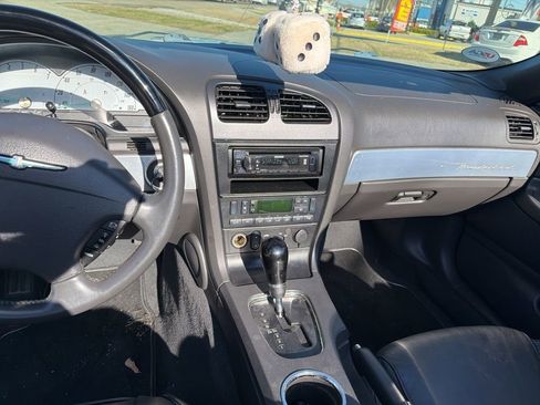 Used 2002 Ford Thunderbird image 9