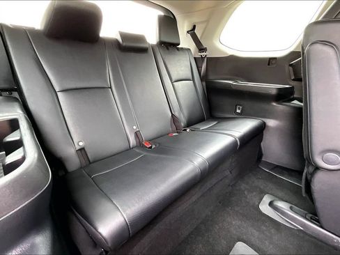 Used 2025 Toyota Grand Highlander AWD image 26