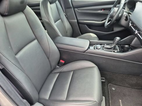 Used 2025 MAZDA MAZDA3 s FWD image 30