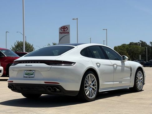 Used 2021 Porsche Panamera RWD image 4