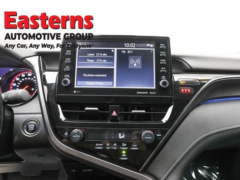 Used 2023 Toyota Camry XSE image 12