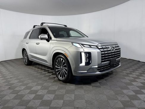 Used 2023 Hyundai Palisade Calligraphy FWD image 5