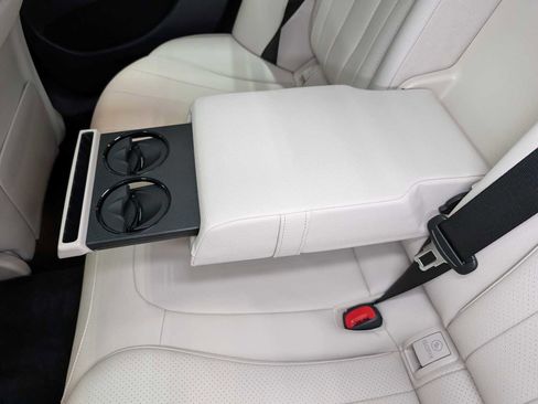 Used 2026 Mercedes-Benz E 450 4MATIC Sedan image 18
