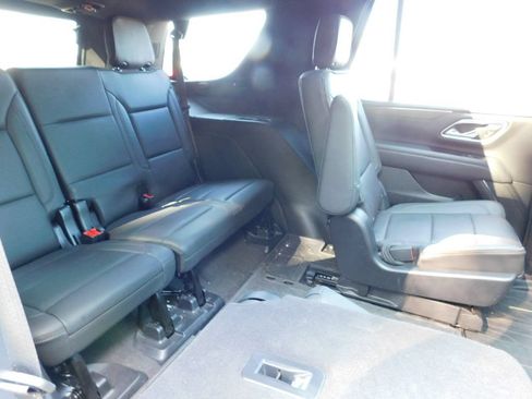 Certified 2023 Chevrolet Tahoe High Country w/ Advanced Technology Package AWD/4WD image 5