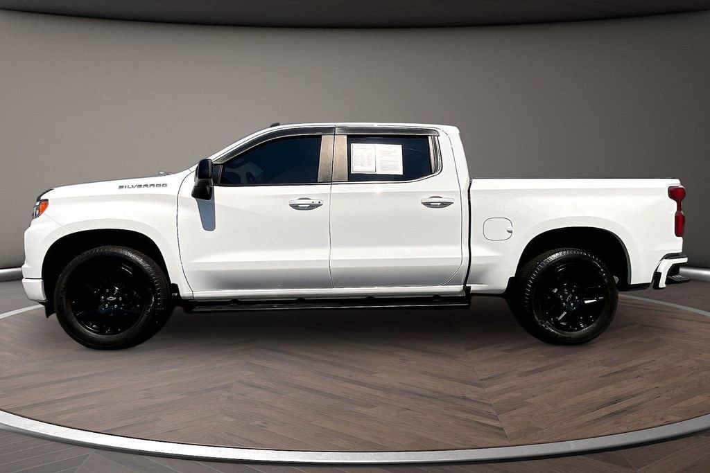 Used 2024 Chevrolet Silverado 1500 RST RWD image 7