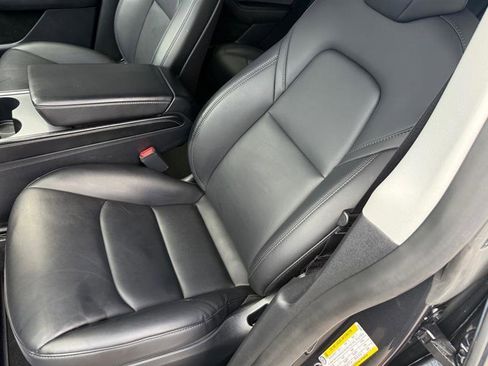 Used 2024 Tesla Model Y Long Range AWD/4WD image 13