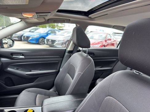 Certified 2024 Nissan Altima 2.5 SV w/ SV Premium Package FWD image 26
