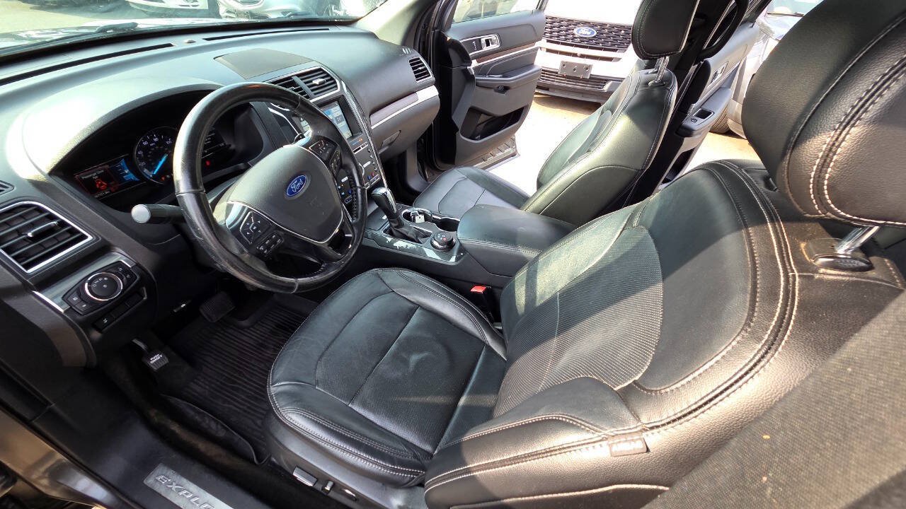Used 2017 Ford Explorer Limited AWD/4WD image 24