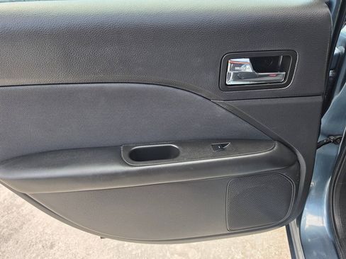 Used 2011 Ford Fusion SE w/ 202A Rapid Spec Order Code FWD image 20