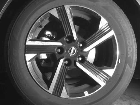 Used 2025 Nissan Sentra SV FWD image 12