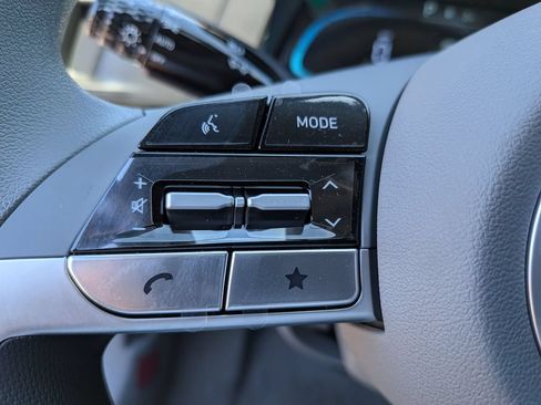 New 2026 Hyundai Elantra SE FWD image 18