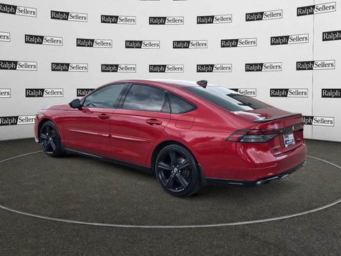 Used 2023 Honda Accord Sport image 4