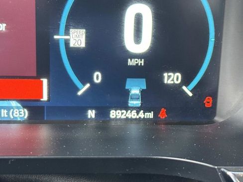 Certified 2022 Ford F150 Lariat w/ Equipment Group 502A High image 3