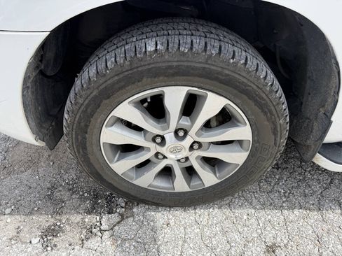 Used 2016 Toyota Sequoia Limited AWD/4WD image 9