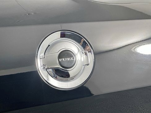 Used 2022 Dodge Challenger GT image 28