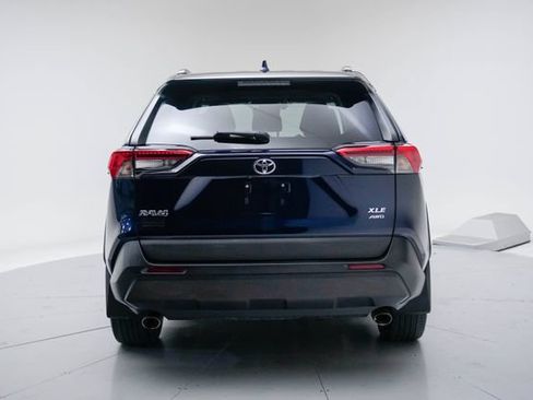 Used 2021 Toyota RAV4 XLE Premium AWD/4WD image 20