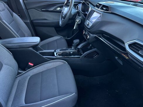 Used 2021 Chevrolet TrailBlazer LS image 16