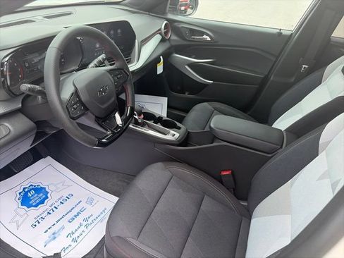 New 2026 Chevrolet Trax RS w/ Driver Confidence Package FWD image 16